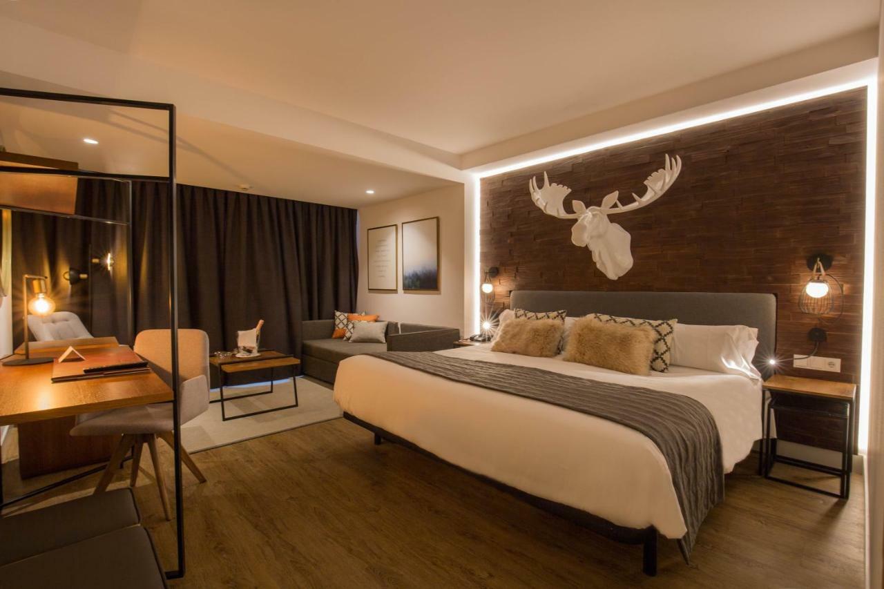 Yomo Centric Hotel Andorra la Vella Ngoại thất bức ảnh